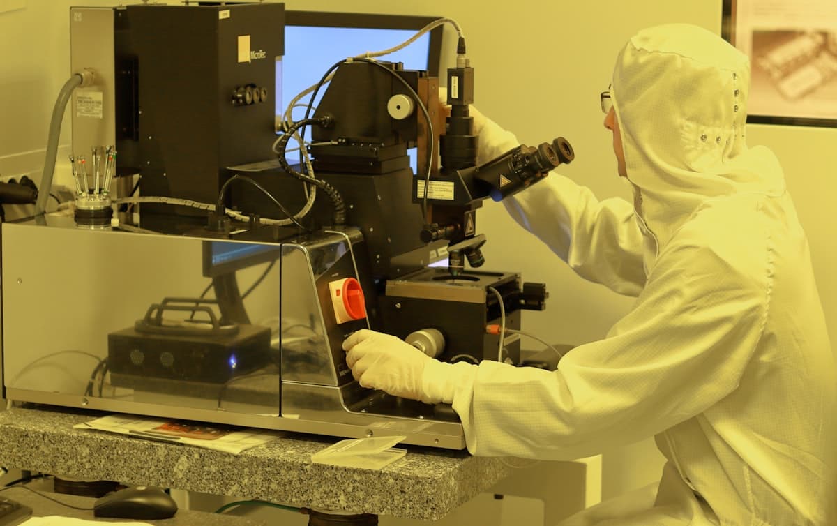 Cleanroom microscope inspection for counterfeit component detection